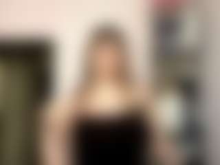 Live cam show with Emma - Gray Eyes on Camsoda