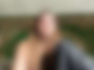 Live cam show with Emma - Normal on Dolls Live