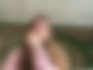 Live cam show with Emma - Cowgirl on TeamSkeetLive