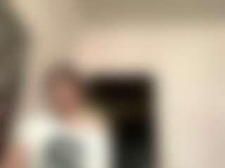 Live cam show with Emma - Young Adult on CamClone