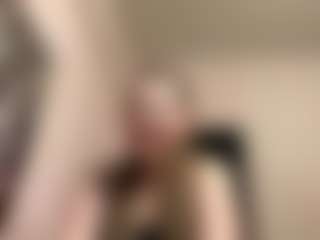 Live cam show with Emma - Striptease on Free Soda