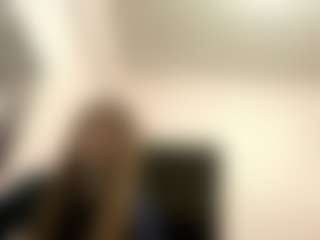 Live cam show with Emma - Anal on eurowanks.com