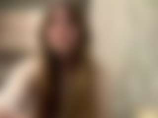 Live cam show with Emma - Flashing on Camsoda