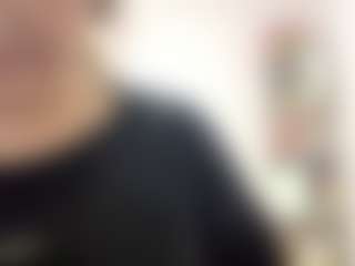 Live cam show with Emma - Hairy Pussy on Camiplay Live