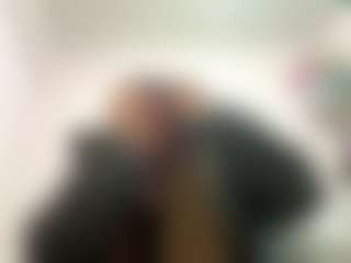 Live cam show with Emma - Gray Eyes on Hubzter Live