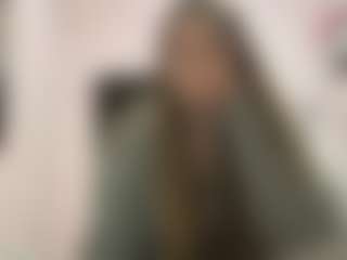Live cam show with Emma - Gray Eyes on liverealitysex.com