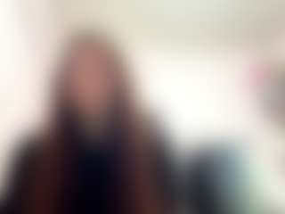 Live-camshow met Emma - Average op Camsoda