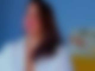 Adel-Williams MILF webcam performer live streaming