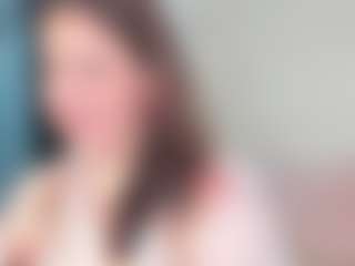 Live cam show with Adel-Williams - BBW on TeamSkeetLive