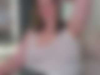 Live cam show with Adel-Williams - Chubby on camgirlchat.live