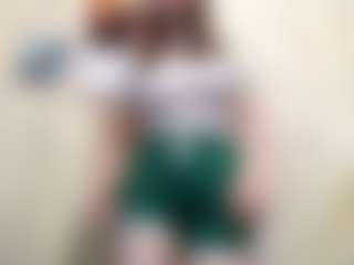 AmandaBorovec's Live Sex Cam Show