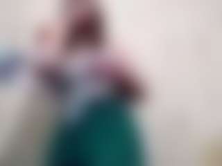 Live cam show with AmandaBorovec - Cum on CamClone