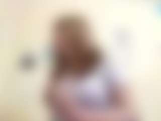 Live cam show with AmandaBorovec - Normal on Dolls Live