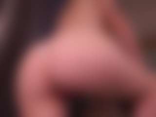 AnnelleWashup's Live Sex Cam Show