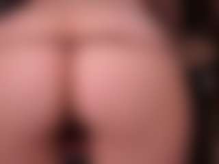 Live cam show with AnnelleWashup - Erotic Dance on livesuperchat.net