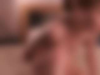 Live cam show with AnnelleWashup - Camel Toe on Chatstar