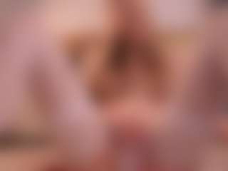Live cam show with Annelle - Normal on intimatelivegirls.com