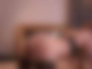 Live cam show with Annelle - Athletic on googirlz