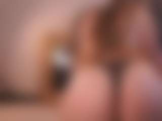 Live cam show with Annelle - Camel Toe on madthumbs