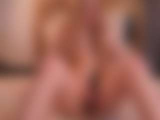 Live cam show with Annelle - Camel Toe on Camsoda