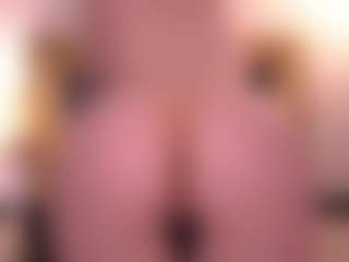Live cam show with Annelle - Camel Toe on TottyGirls