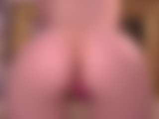 Live cam show with Annelle - Young Adult on camgirlchat.live