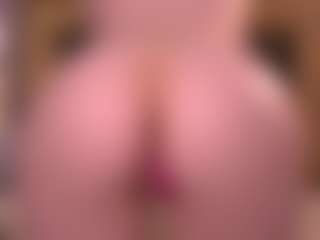 Live cam show with Annelle - Blonde Hair on camgirlchat.live