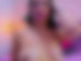 CandyLoverr's Live Sex Cam Show