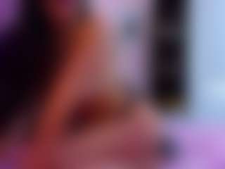 CandyLoverr's Live Sex Cam Show