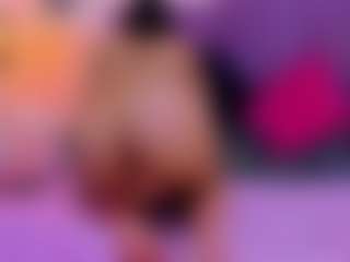CandyLoverr's Live Sex Cam Show