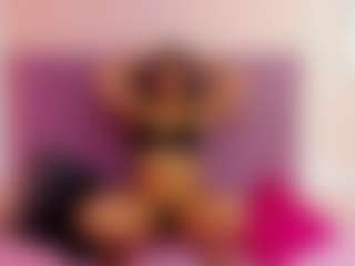 CandyLoverr's Live Sex Cam Show