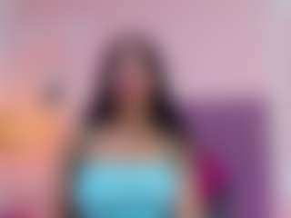 CandyLoverr's Live Sex Cam Show