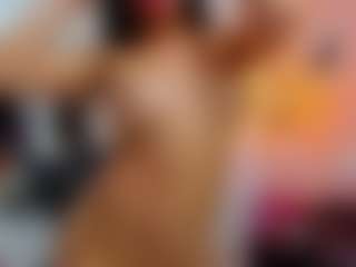 CandyLoverr's Live Sex Cam Show