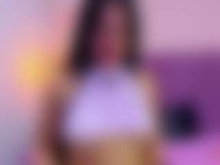CandyLoverr's Live Sex Cam Show