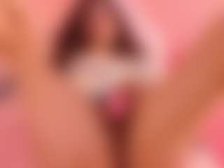 Live cam show with Dahliabrowniee - New Teen (18+) on xheatlive.com