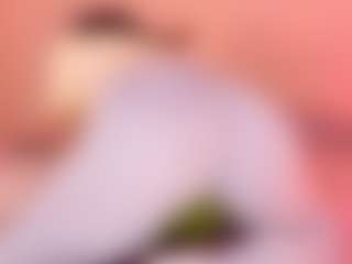 Live cam show with Dahliabrowniee - Petite on Big Tits