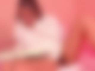 Live-Cam-Show mit Dahliabrowniee - Black Petite auf Camsoda | colombia