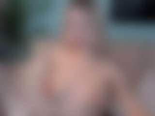 DragonFlya's Live Sex Cam Show