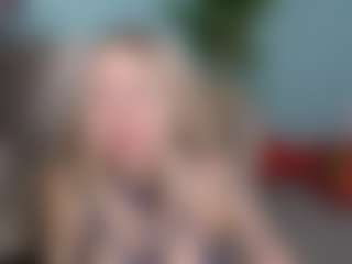 Live cam show with DragonFlya - Natural on Camsoda