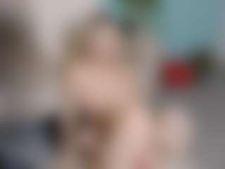 Live cam show with DragonFlya - Blue Eyes on Big Tits