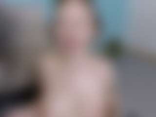 Live cam show with DragonFlya - Dirty Talk on chickslive.net