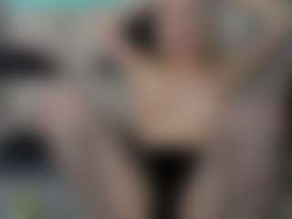 Live cam show with DragonFlya - Blue Eyes on Camsoda