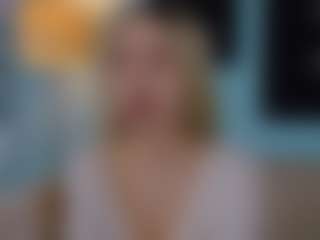 Show in cam erotica live di DragonFlya
