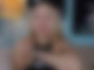 Live cam show with DragonFlya - Natural on madthumbs
