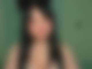 Live cam show with Rira - Facial Piercings on Camsoda