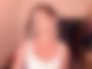 ElenoraWillinghurst's Live Sex Cam Show