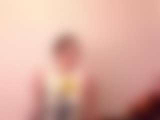 ElenoraWillinghurst's Live Sex Cam Show