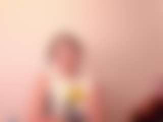 ElenoraWillinghurst's Live Sex Cam Show