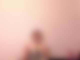 ElenoraWillinghurst's Live Sex Cam Show
