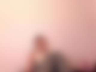 ElenoraWillinghurst's Live Sex Cam Show